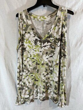 Lane Bryant Women’s 22/24 Green Leaf Print Sleeveless Blouse